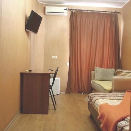 Комната Гостиничного Типа, Алчевских 24 Kharkiv Extérieur photo