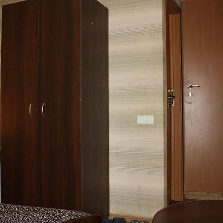 Комната Гостиничного Типа, Алчевских 24 Kharkiv Extérieur photo