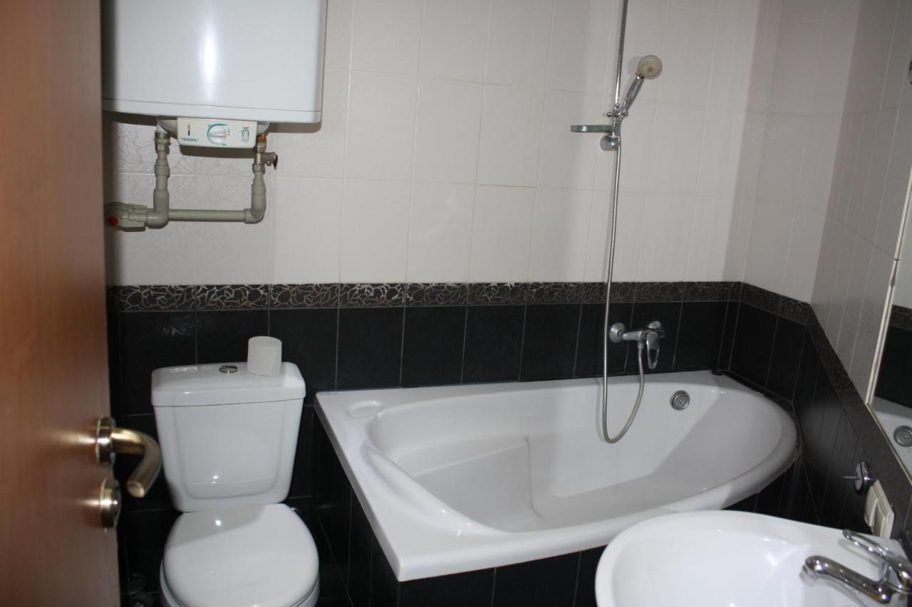 Комната Гостиничного Типа, Алчевских 24 Kharkiv Extérieur photo